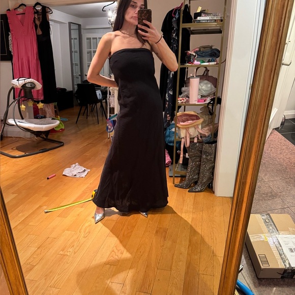 BNWT olivaceous Elegant Black Strapless Dress - Picture 3 of 7